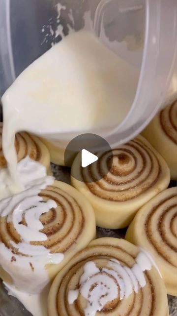 Connie Kazan (Homayed) on Instagram: "The best cinnamons rolls ever. If you’re wondering how you can get that many layers just roll out into a large flatten dough & then just start rolling it up. 

Cinnamon rolls

4 1/2 cups all purpose flour 
1 cup of warm milk
1/2 cup sugar 
1 tablespoon of yeast
1 teaspoon salt
2 eggs
1/3 cup melted butter
1/2 heavy whipping cream 
1 cup brown sugar 
1/2 room  butter room temperature
2 tablespoon cinnamon 
 
In a large bowl put the warm milk and  yeast let it sit for 5 minutes. The mix in sugar, salt, eggs and butter. Finally add the flour mix for a minute and let it sit for 5 minutes. Then let it mix for 10 minutes until the dough is smooth and soft, but If the dough is to sticky add more de flour 1/4 cup each time until it feels like play dough. When Sweetened Condensed Milk Cinnamon Rolls, Easy Cinnamon Rolls Quick, Connie Kazan, Best Cinnamon Rolls Ever, Gooey Cinnamon Rolls, Ooey Gooey Bars, Cinnamon Rolls With Cream, Sticky Rolls, Gooey Bars