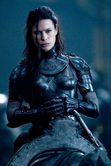 Sonja in riding armour from 'Underworld - Rise of the Lycans  http://www.megdalor.com/ Rhona Mitra, Female Armor, Heroic Fantasy, Vampires And Werewolves, Comic Manga, Vampire Academy, Fantasy Armor, Warrior Princess, Kate Beckinsale