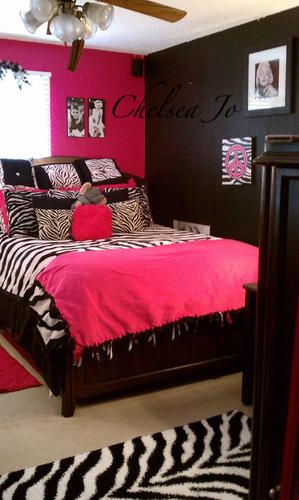 Pink / Zebra Bedroom Zebra Print Rooms, Zebra Bedroom Decor, Zebra Room Decor, Zebra Print Bedroom, Zebra Print Bedding, Zebra Bedroom, Zebra Room, Room Deco, Room Redo