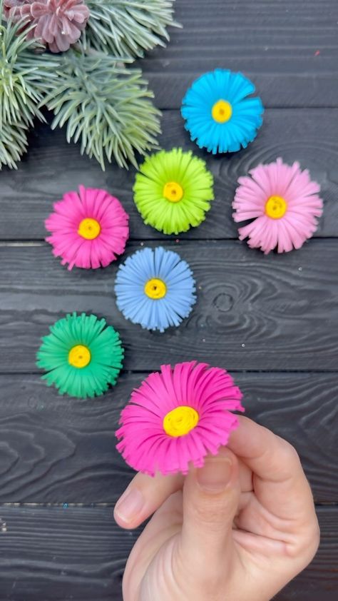 VIKI Studio Crafts 💥 DIY Tutorials | EASY Paper Flowers DIY Paper Craft Ideas Tutorial #paper #paperflowers #papercrafts #crafts #craftideas #tutorial #diy #origami #reels… | Instagram Easy Paper Crafts Ideas, Easy Daycare Crafts, Plastic Bottle Planter, Paper Lanterns Party, Paper Flowers Diy Easy, Alzheimers Activities, Coffee Filter Flowers, Holiday Club, Easy Paper Flowers