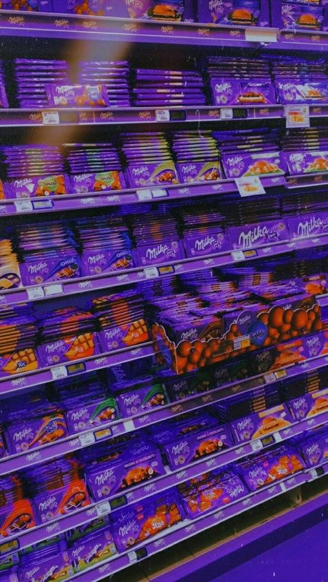 Chocolate Covered Desserts, Milka Chocolate, Dairy Milk Chocolate, Ice Creams, Dairy Milk, Roller Coaster, Chocolate Covered, Aesthetic Girl, Chocolate Milk