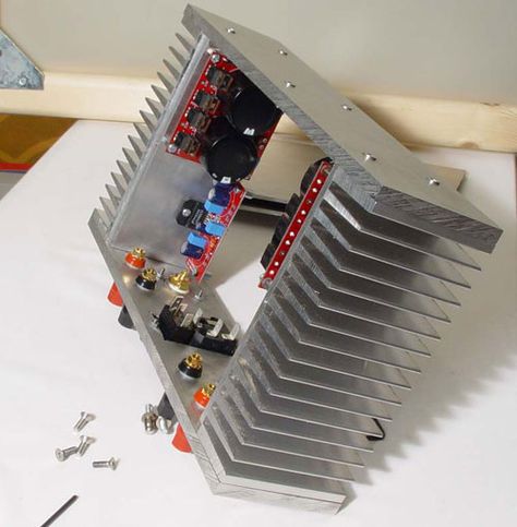 LM3886 Power Amp with DIY Chassis Amplificatori Audio, Diy Hifi, Diy Audio Projects, Electronics Diy, Hifi Amplifier, Diy Amplifier, Electronic Circuit Design, Electronic Projects, Hobby Electronics