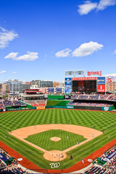 Lego Sundial, Game Day Photos, Baseball Images, Park Editorial, Picture Story For Kids, Park Portrait, Major League Baseball Stadiums, Sf Giants Baseball, Baseball Wallpaper