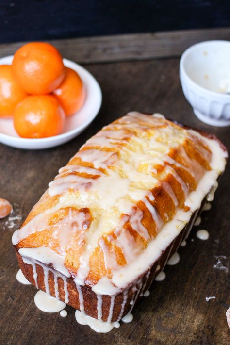 Orange Bread Recipe, Snacking Cake, Orange Pound Cake, Orange Bread, Breakfast Bread Recipes, Tea Bread, Fresh Squeezed Juice, Cooking Bread, Orange Glaze