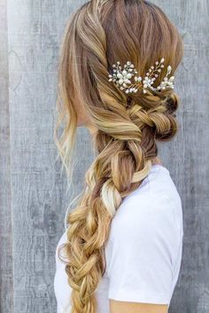 Side Braids For Long Hair, Long Braided Hairstyles, Wedding Hairstyles Videos, Braids With Shaved Sides, Side Braid Hairstyles, Big Braids, Romantic Wedding Hair, Boho Wedding Hair, Best Wedding Hairstyles