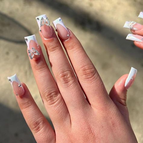 MERVF Square Press on Nails Medium White French Tip Fake Nails with Charms Squoval Glue on Nails Press ons Chrome Acrylic Nails 24pcs Glossy Butterfly False Nails
Amazon Affiliate Nails Necklace, White French Tip, Nagel Tips, Manicure Diy, Manicure Tips, Nail Type, Fake Nails With Glue, White French, Nail Length