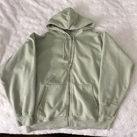 Brandy Melville light dusky green (not sage green) heavy weight full zip up. Sage Green Zip Up Hoodie Outfit, Green Zip Up, Sage Green Clothes, Sage Green Zip Up Hoodie, Senior Uniform, Sage Green Hoodie, Sage Green Jacket, Green Top Outfit, Dusty Green