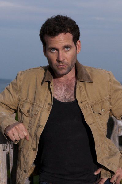 Still of Eion Bailey in Covert Affairs (2010) Women Are Strong, Eion Bailey, Annie Walker, Piper Perabo, Covert Affairs, Hottest Male Celebrities, Actor Model, Most Beautiful Man, Black Tank