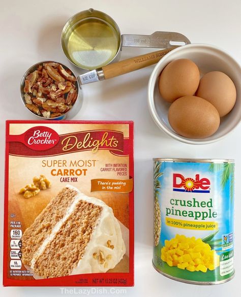 Easy Carrot Cake Muffins (Made With a Box of Cake Mix & Pineapple!) Betty Crocker Carrot Cake Mix Recipes, Betty Crocker Carrot Cake Recipe, Carrot Cake Box Mix Add Ins, Box Carrot Cake Recipe, Bingo Snacks, Betty Crocker Carrot Cake, Poor Meals, Costco Muffins, Carrot Cake Muffin Recipe