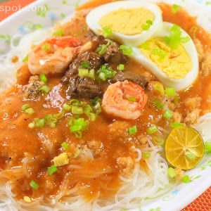 Palabok Sauce, Pancit Palabok Recipe, Phillipino Food, Pancit Recipe, Easy Filipino Recipes, Filipino Dishes, Pinoy Food, Easy Pasta Recipes, How To Cook Shrimp