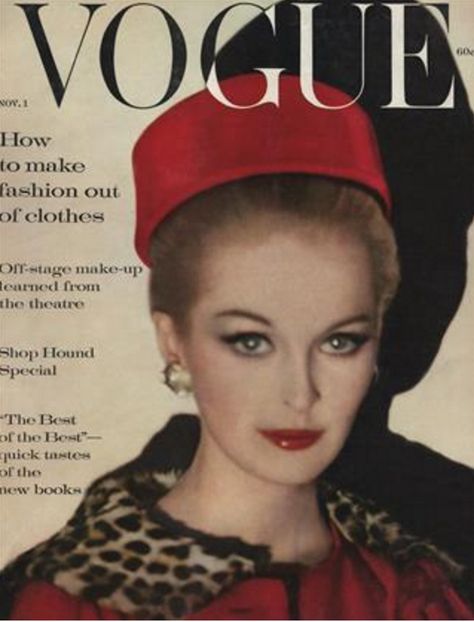 Love the simplicity of this red pillbox hat from the Vogue Nov 1, 1959 Cover. 1963 Birthday, Vogue Magazine Fashion, Vintage Fashion Magazine, Vintage Style Hat, Magazine Contents, Vogue Archive, Ingrid Bergman, Vogue Us, Vogue Covers