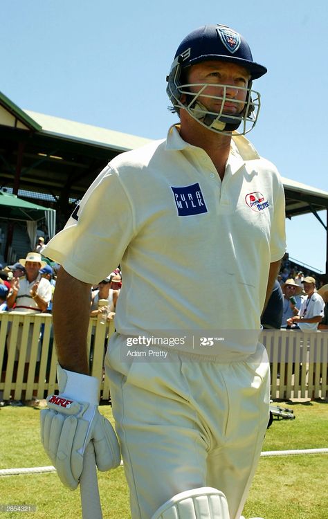 News Photo : Steve Waugh of the Blues comes out to bat during... Steve Waugh, Shoaib Akhtar, Nsw Blues, Cricket Match, January 9, Milk Cup, Football Wallpaper, Blue V, The Blues