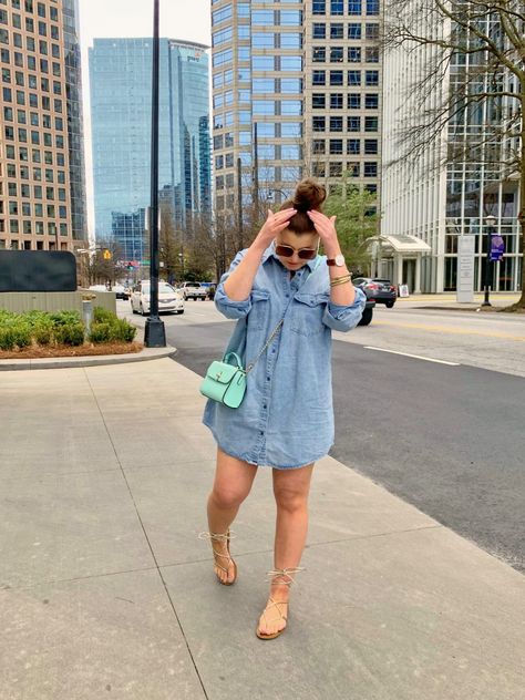 SPRING OUTFIT: OVERSIZED DENIM SHIRT DRESS Denim Shirt Dress Outfit, Denim Dress Outfit Summer, Shirt Dress Outfit Summer, Denim Dress Plus Size, Shirtdress Outfit, Julia Marie, Denim Dress Outfit, Oversized Denim Shirt, Shirt Dress Outfit