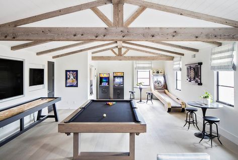 38 Best Game Room Ideas For Any Entertaining | Shutterfly Garage Game Rooms, Basement Games, Pool Table Room, Bilik Permainan, Media Room Design, Game Room Basement, Recreational Room, Game Room Family, House Games