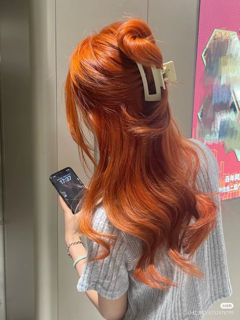 Rosette Orange Hair, Hairstyles For Gingers, Hair Styles Ginger, Ginger Hair Hairstyles, Straight Ginger Hair, Orange Red Hair Color, Ginger Hair Styles, Orange Ginger Hair, Ginger Hair Aesthetic