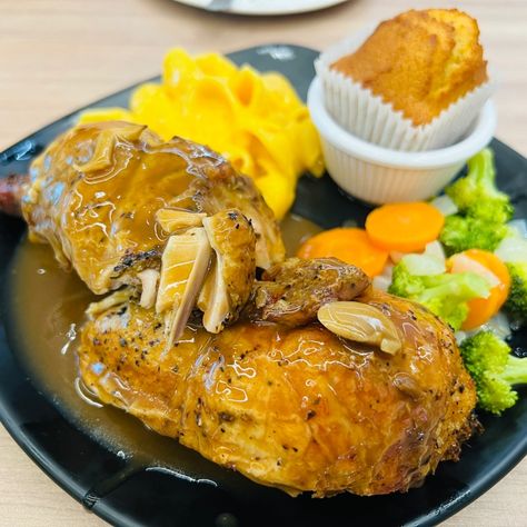 Kenny Rogers Restaurant, Kenny Rogers Roasters, Singapore Restaurants, Hungry Ghost, Kenny Rogers, Rotisserie Chicken, Copycat Recipes, Singapore, Ghost