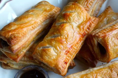 Scottish Sausage Rolls, English Sausage Rolls, Scottish Sausage, English Sausage, Scottish Dishes, Sausage Rolls Recipe, Hp Sauce, Sausage Roll, Scottish Recipes