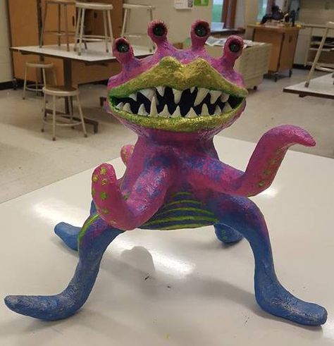 Junior and Senior Paper Mache Monsters. Paper Mache Creatures, Paper Mache Monsters, Paper Mache Alien, Animal Fusion, Cardboard Sculptures, 3d Monster, 3d Art Projects, Alien Halloween, Paper Mache Projects