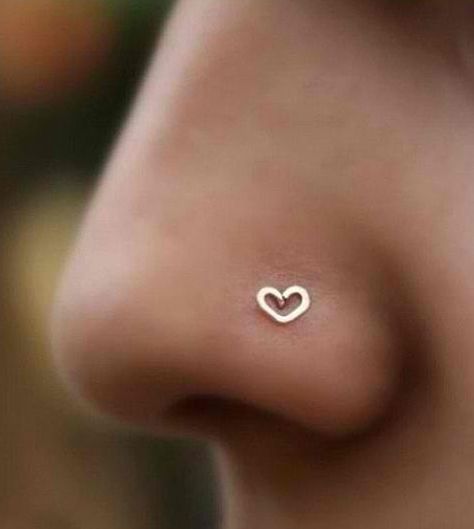 Nose heart piercing too cute Heart Piercing, Face Piercings, Fancy Jewelry, Piercing Tattoo, Heart Tattoo, Nose Piercing, Too Cute, Tattoos And Piercings, Nostril Hoop Ring