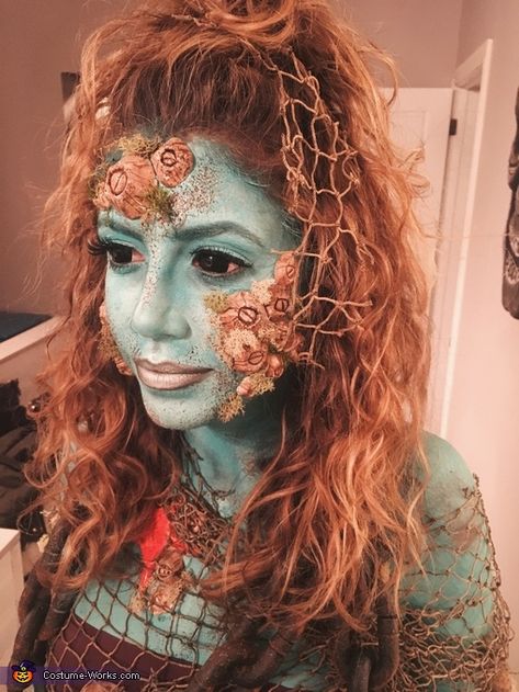 2017 Halloween Costumes, Sea Costume, Makeup Inspired, Lost At Sea, Homemade Costume, Costume Works, Unique Costumes, Halloween Costume Contest, Mermaid Makeup