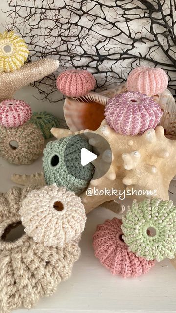 Crochet Seashell Pattern Free, Crochet Sea Urchin Pattern Free, Crochet Seashells Pattern Free, Crochet Seaweed, Sea Urchin Craft, Crochet Sea Shell, Crochet Seashell, Crochet With Beads, Crochet Shell Pattern