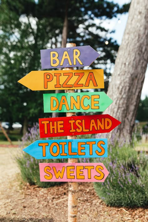 Festival Party Decorations, Festival Garden Party, Wedding Sign Ideas, Festival Themed Party, Coachella Party, Festival Theme, Tipi Wedding, Festival Diy, Wedding Fun