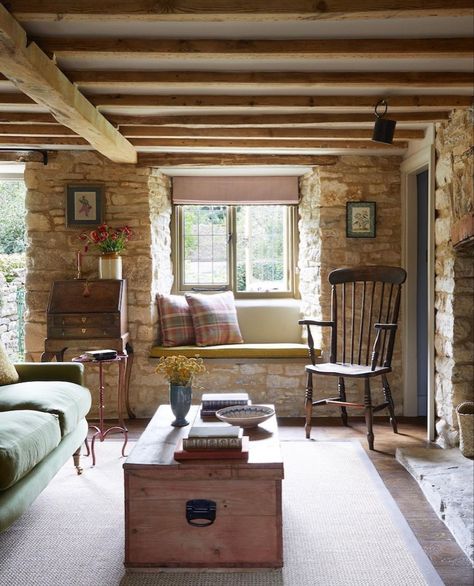 Cotswolds Aesthetic Interior, Low Ceiling Cottage, Cotswold Houses, Cotswold Interior, Living Room Stone Wall, Rustic Cottage Living Room, Stone Cottages Interior, Cotswold Cottage Interior, Scottish Country House