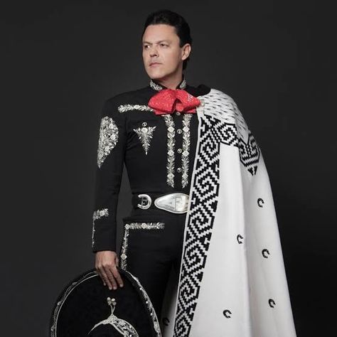 🖤🤍❤️✨✨✨ Mexican Traditional Clothing, Outfits Male, Dance Outfits, Traditional Outfits, Mens Outfits, Film, Clothes