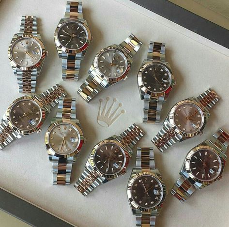 Rolex Watches Women, Classy Watch, Rolex Watches For Men, Hand Watch, Bangles Jewelry Designs, Luxury Timepieces, Rolex Watch, Stacked Jewelry, Stylish Watches