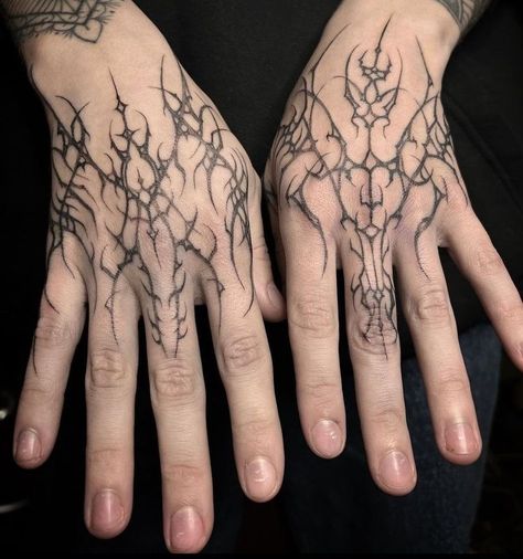 Sigil Tattoo, Knuckle Tattoos, Pretty Hand Tattoos, Hand Tats, Tattoo Style Drawings, Dream Tattoos, Black Ink Tattoos, Dope Tattoos, Simplistic Tattoos