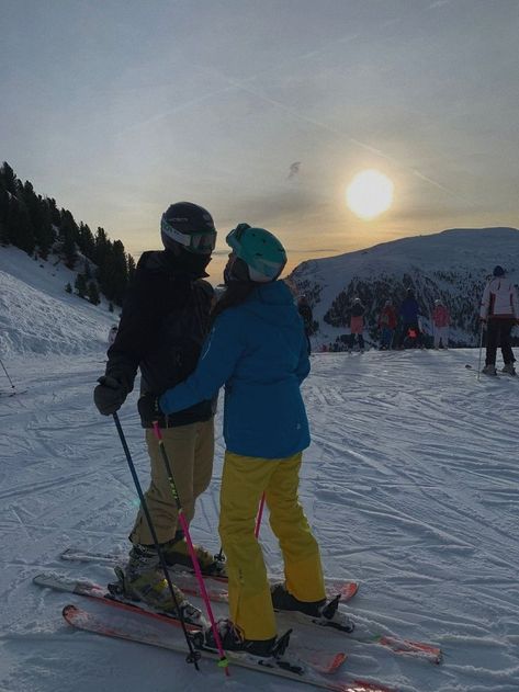 null   #amreading #books #wattpad Cute Couple Skiing Pictures, Ski Trip Couple Pictures, Cute Skiing Pics Couples, Ski Date Aesthetic, Ski Trip Aesthetic Couple, Couples Skiing Pictures, Skiing Couple Aesthetic, Ski Couple Aesthetic, Ski Trip Couple