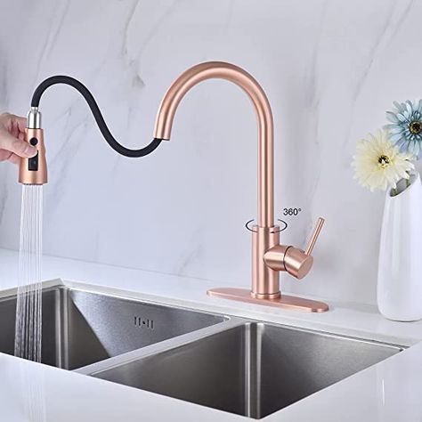 Rose Gold Kitchen Faucet, Rose Gold Faucet Bathroom, Rose Gold Handles Kitchen, Rose Gold Hardware Kitchen, Rose Gold Kitchen Hardware, Rose Gold Kitchen Ideas, Rose Gold Kitchen Appliances, Gold Hardware Kitchen, Rose Gold Faucet