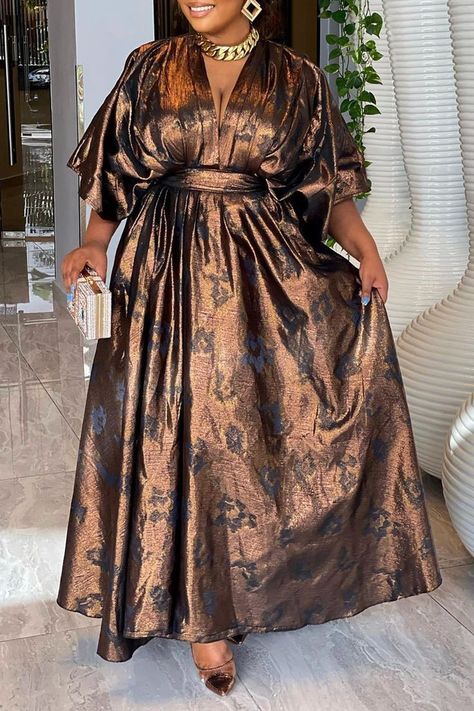 Damask Gown Styles, Plus Size Sequin Dress, Wedding Hairstyles Indian, Bubu Gown Styles, Damask Dress, Hairstyles Indian, Dinner Dress Classy, Casual Chique, Brocade Dresses