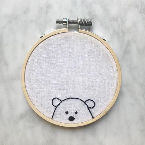 Milana | Daya on Instagram: “24 of 25 | #twentyfiveanimals | A mama bear for my Mama 🐻 @bella_avs #bear #dayahoop #embroidery #handembroidery #stitching #hoopart #art…” Mama Bear Embroidery, Bear Embroidery Simple, Embroidery Bear Pattern, Cute Bear Embroidery, Bear Embroidery Pattern, Teddy Bear Embroidery, Corduroy Bear, Embroidery Bear, Embroidered Bear