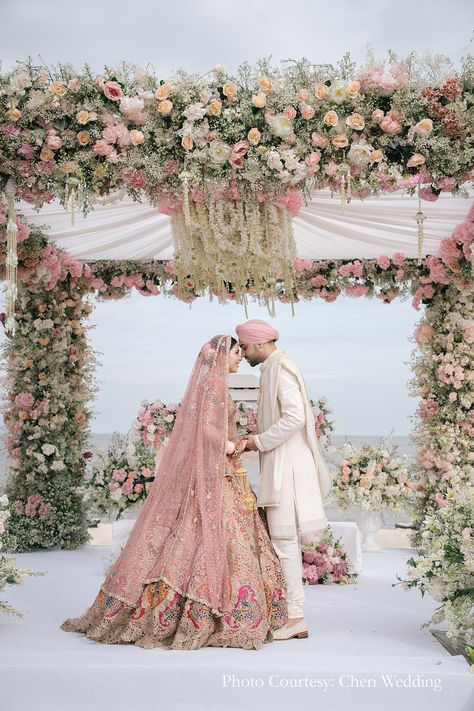 Desi Wedding Reception Decor, Indian Fairytale Wedding, Pakistani Beach Wedding, Pink Wedding Indian, Aesthetic Indian Weddings, Indian Wedding On Beach, Indian Wedding Abroad, Mandap Wedding Decor, Beach Wedding Mandap Decor