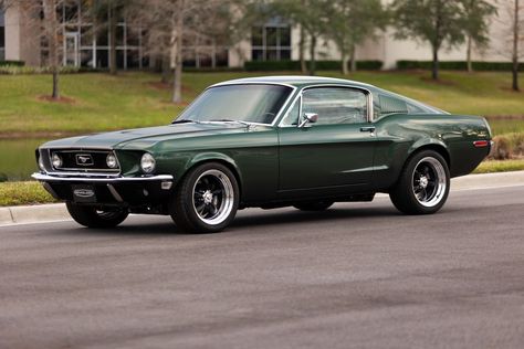 This is a 1968 Mustang GT 2+2 Fastback in Highland Green Metallic. It has Black Nappa leather interior. This car has 17x9.5 Torq Thrust wheels. It features a 460hp Ford 5.0L Ti-VCT Coyote DOHC V8 engine and a Tremec T-56XL 6-speed manual transmission. #mustang #shelby #classicmustang #classicshelby #carinspiration #green #greencar #classiccar 80s Mustang, 1960 Mustang, 60s Mustang, 1968 Mustang Gt, Green Mustang, Mustang 1968, Ford Mustang 1968, 80s Aesthetic Wallpaper, Ford Mustang V8