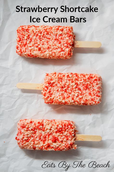 Strawberry Ice Cream Bar, Strawberry Shortcake Ice Cream Bars, Ice Cream Bar Recipe, Homemade Strawberry Shortcake, Strawberry Shortcake Ice Cream, Ice Cream Bars, Healthy Food Guide, Healthy Food Facts, Ice Cream Treats