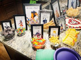 Board Game Themed Party, Disney Villain Party Decorations, Party Snacks Ideas, Game Themed Party, Disney Villain Party, Disney Board Games, Movie Night Dinner, Villains Party, Snacks List