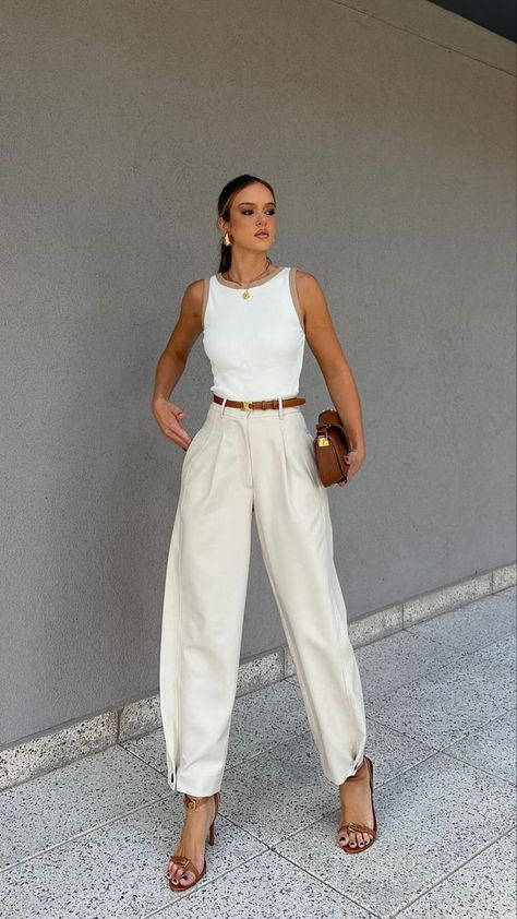 Elegant Classy Outfits, White Pants, Classy Outfits, For Women, Pants, White, Trousers