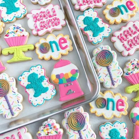 Candy Land Cookies Decorated, Candy Land Cookies, Candyland Cookies Decorated, Candyland Cookies, Candy Cookies Decorated, Pinterest Cookies, Table Treats, Birthday 2023, Candy Land Birthday Party