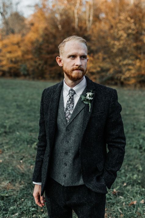 Asos suit. Tweed suit. Tweed vest. Floral tie. Etsy. Charcoal suit. Tennessee Wedding. November wedding. Fall wedding. Black Tweed Suit, Vintage Wedding Suits, Green Tweed Suit, Dad Outfits, Old Fashioned Wedding, Grey Tweed Suit, Tweed Wedding, Tweed Wedding Suits, Alaska Wedding