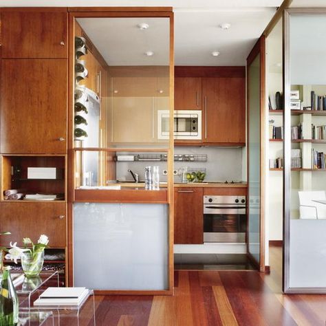 modern interior design for small spaces, apartment with space dividers - love this efficient kitchen Paneling Makeover, Modern Room Divider, Maximize Small Space, Divider Design, Space Dividers, Modern Interior Decor, Interior Windows, Kitchen Interior Design Modern, Small Room Design