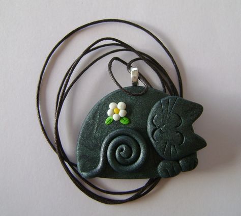 Polymer Clay Cat, Precious Metal Clay Jewelry, Clay Cat, Fimo Polymer Clay, Daisy Pendant, Green Cat, Metal Clay Jewelry, Polymer Clay Canes, Polymer Clay Animals