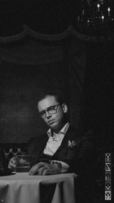 Logic Wallpapers, Logic Young Sinatra, Logic Rapper Wallpaper, Robert Bryson Hall, Logic Art, Logic Rapper, Young Sinatra, Rap Art, Stud Muffin