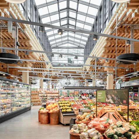 Weisbaden Germany, Urban Farming Architecture, Different Nationalities, Store Architecture, Food Retail, Food Making, Supermarket Design, Green Farm, Traditional Market