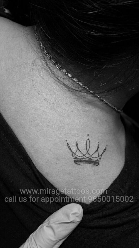 Tiara Tattoo, Big Tattoos, Small Crown Tattoo, Crown Tattoos For Women, Tattoo Son, Crown Tattoo Design, Princess Tattoo, Cross Tattoos, Tattoo Back