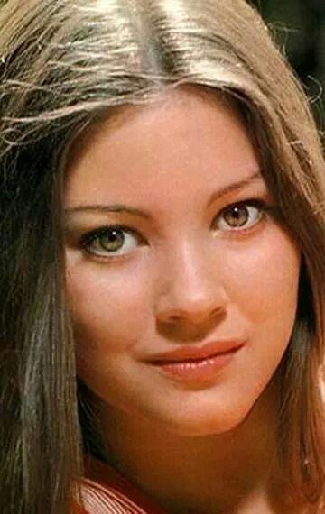 Lynne Frederick Lynne Frederick, Girl Drama, Best Movies, English Actresses, British Actresses, July 25, Real Beauty, Iconic Women, Classic Movies