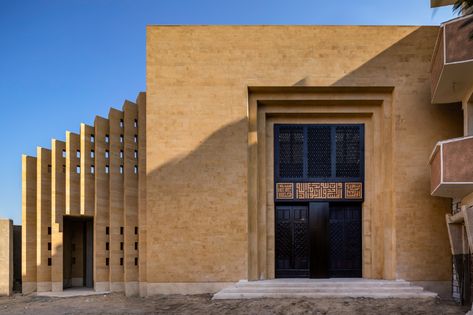 Gallery of Basuna Mosque / Dar Arafa Architecture - 1 Modern Mosque, Modern Egypt, Mosque Design, Genius Loci, New Architecture, Mosque Architecture, Vernacular Architecture, Place Of Worship, Islamic Architecture