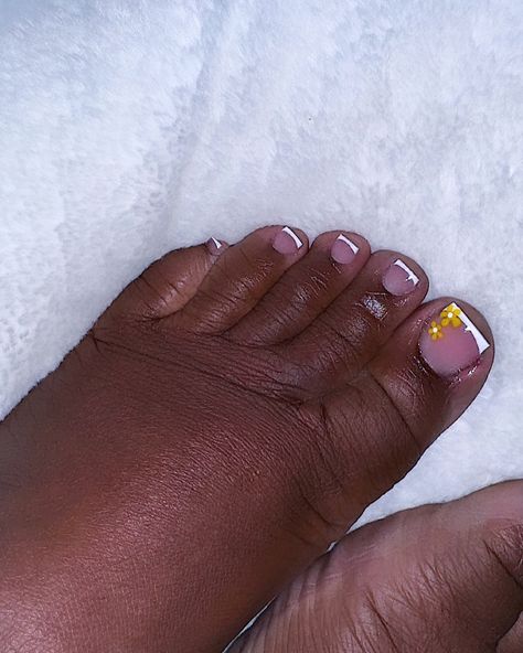 Winnie the Pooh nails for her Babyshower & matching toes🍯🐝💕 • CLICK THE LINK IN MY BIO TO BOOK YOUR APPT💌 • #acrylicnails #shortnails #winniethepoohnails #winniethepoohbabyshower #winniethepooh #nailart #characternailart #nailsnailsnails #instagramnails #pinkandyellownails #pinknails #yellownails #nailartist Nails For Thanksgiving, Winnie The Pooh Nails, Pooh Nails, Instagram Nails, Yellow Nails, Nail Artist, Short Nails, Pink Nails, Winnie The Pooh