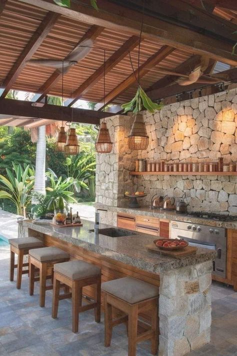 Outside Kitchen Ideas Outdoor Spaces, Outdoor Backyard Kitchen, Outside Kitchen Ideas, Cheap Outdoor Kitchen Ideas, Outdoor Kitchen Counter, Mexican Outdoor Kitchen, Small Outdoor Kitchen Design, Balcony Ideas House, Rustic Outdoor Kitchens